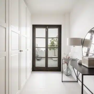 Luxury duplex apartment with panoramic sea and mountain views in Aloha, Nueva Andalucia Picture 10