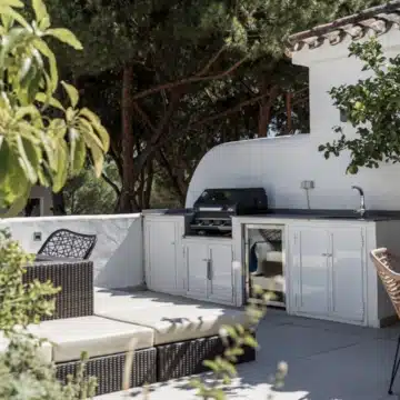 Luxury duplex apartment with panoramic sea and mountain views in Aloha, Nueva Andalucia Picture 3