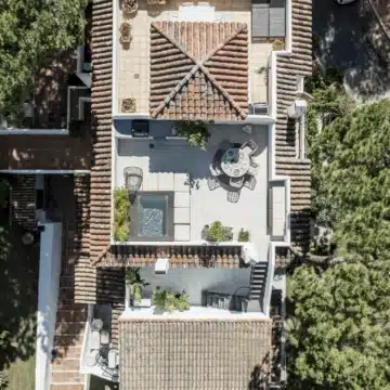 Luxury duplex apartment with panoramic sea and mountain views in Aloha, Nueva Andalucia Picture 51