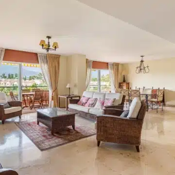 Frontline golf duplex penthouse with mountain views in Guadalmina Alta, San Pedro de Alcanatara Picture 0