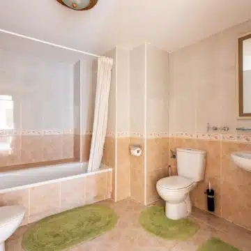 Frontline golf duplex penthouse with mountain views in Guadalmina Alta, San Pedro de Alcanatara Picture 14