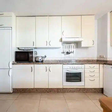 Frontline golf duplex penthouse with mountain views in Guadalmina Alta, San Pedro de Alcanatara Picture 5