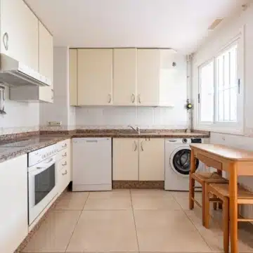 Frontline golf duplex penthouse with mountain views in Guadalmina Alta, San Pedro de Alcanatara Picture 8