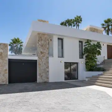 Mediterranean villa with sea and mountain views in Guadalmina Alta, San Pedro de Alcantara Picture 5