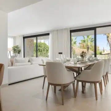 Mediterranean villa with sea and mountain views in Guadalmina Alta, San Pedro de Alcantara Picture 15