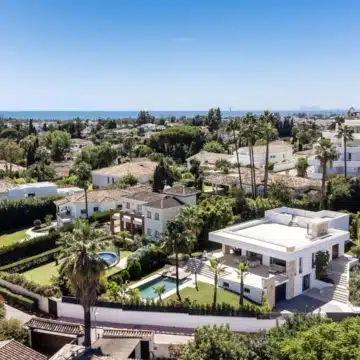 Mediterranean villa with sea and mountain views in Guadalmina Alta, San Pedro de Alcantara Picture 28