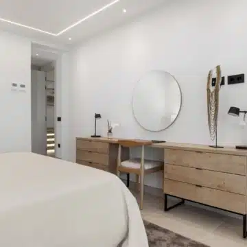 Mediterranean villa with sea and mountain views in Guadalmina Alta, San Pedro de Alcantara Picture 10