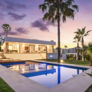 Mediterranean villa with sea and mountain views in Guadalmina Alta, San Pedro de Alcantara Picture 32