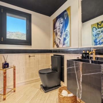 Stunning duplex penthouse located in the prestigious Monte Paraiso Country Club, Marbella Picture 12