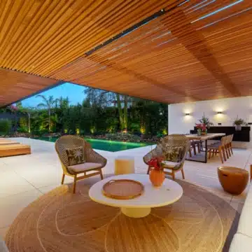 Marvellous villa nestled within the exclusive gated community of Parcelas del Golf, Nueva Andalucia Picture 15