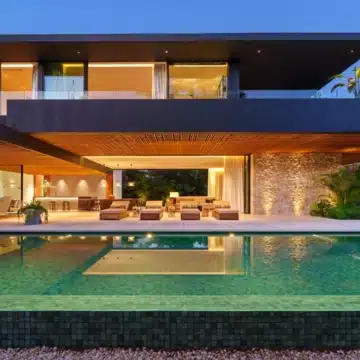 Marvellous villa nestled within the exclusive gated community of Parcelas del Golf, Nueva Andalucia Picture 37