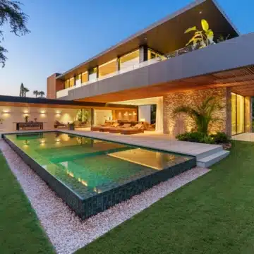 Marvellous villa nestled within the exclusive gated community of Parcelas del Golf, Nueva Andalucia Picture 38