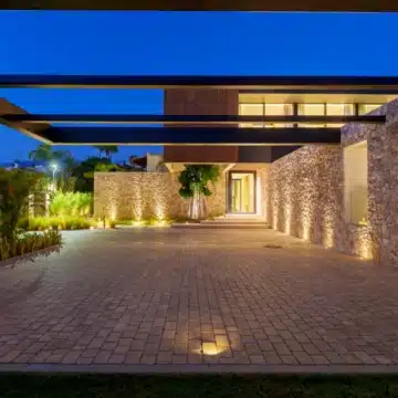 Marvellous villa nestled within the exclusive gated community of Parcelas del Golf, Nueva Andalucia Picture 40