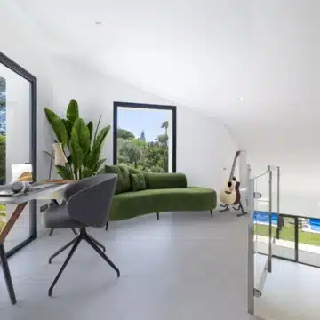 Exceptional villa with beautiful mountain views in Alta Vista, San Pedro de Alcántara Picture 3