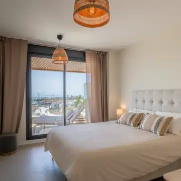 Brand new 2-bedroom apartment in the urbanization of Vanian Views in Selwo, Estepona Picture 1