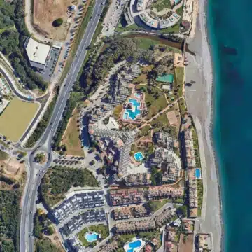 The Palms – Lavish collection of 78 apartments with open views in Estepona Picture 41