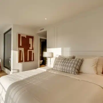 Refurbished 4-bedroom townhouse in the residential development of Los Potros, Nueva Andalucia Picture 31