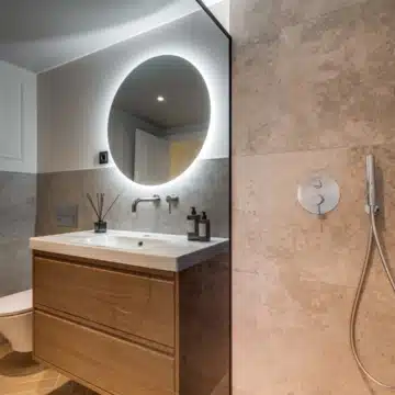 Refurbished 4-bedroom townhouse in the residential development of Los Potros, Nueva Andalucia Picture 32