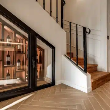 Refurbished 4-bedroom townhouse in the residential development of Los Potros, Nueva Andalucia Picture 11