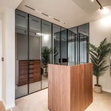 Refurbished 4-bedroom townhouse in the residential development of Los Potros, Nueva Andalucia Picture 36