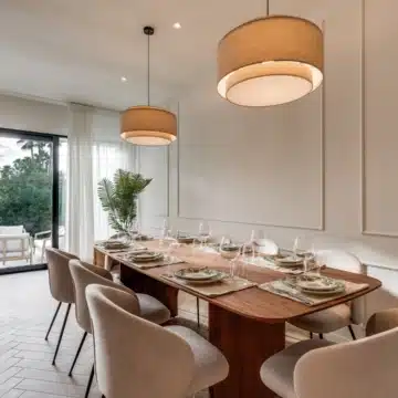 Refurbished 4-bedroom townhouse in the residential development of Los Potros, Nueva Andalucia Picture 12