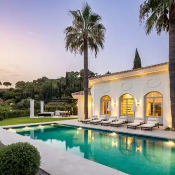Luxury five-bedroom villa situated in the exclusive gated enclave of La Zagaleta, Benahavís Picture 10