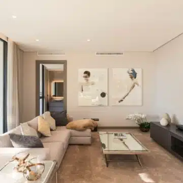 Masterpiece 5-bedroom villa with panoramic sea views in El Madroñal, Benahavis Picture 24