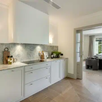 Luxury five-bedroom villa situated in the exclusive gated enclave of La Zagaleta, Benahavís Picture 18