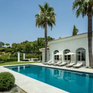 Luxury five-bedroom villa situated in the exclusive gated enclave of La Zagaleta, Benahavís Picture 43