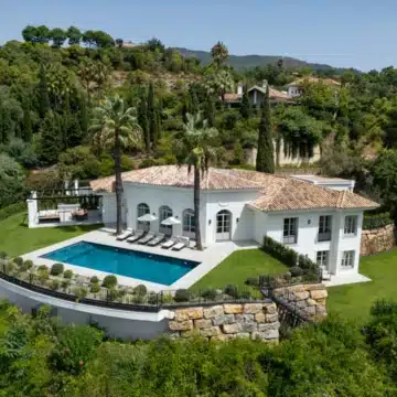 Luxury five-bedroom villa situated in the exclusive gated enclave of La Zagaleta, Benahavís Picture 44