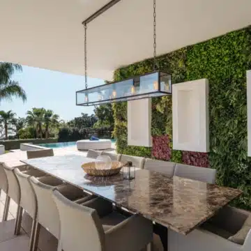 Masterpiece 5-bedroom villa with panoramic sea views in El Madroñal, Benahavis Picture 7