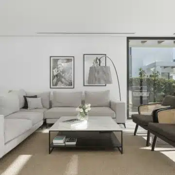 Modern villa with stunning sea and golf views in Cabopino, Marbella East Picture 11