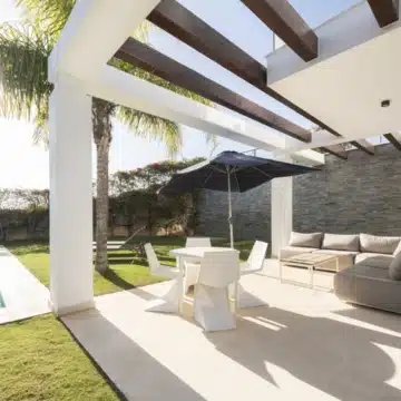 Modern villa with stunning sea and golf views in Cabopino, Marbella East Picture 23