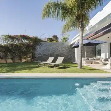 Modern villa with stunning sea and golf views in Cabopino, Marbella East Picture 25