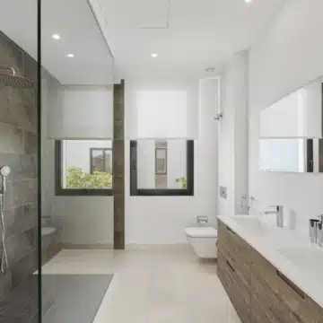 Modern villa with stunning sea and golf views in Cabopino, Marbella East Picture 16