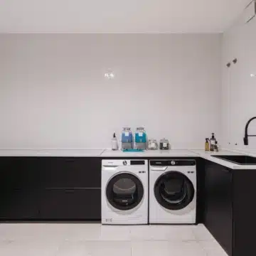 Frontline Golf villa with panoramic views over the Santa Maria Golf in Elviria, Nueva Andalucia Picture 23