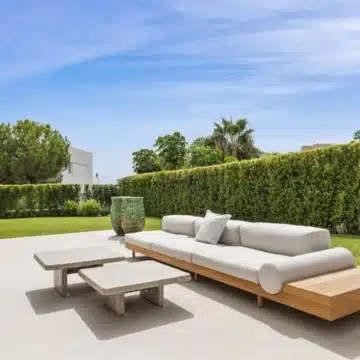 Refurbished 4-bedroom modern villa with sea views in La Alquería, Benahavís Picture 21