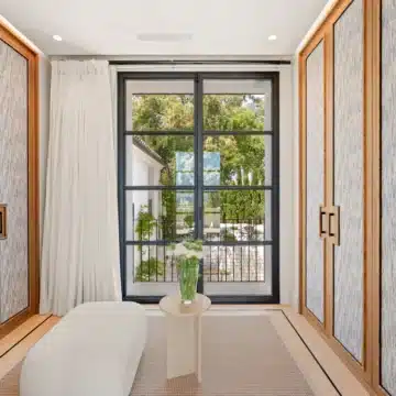 Exceptional villa nestled in one of Marbella’s most prestigious location of Cascada de Camoján Picture 18