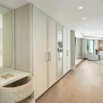 Brand new villa with modern design and classic Andalusian charm in Rocío de Nagüeles, Marbella Picture 19