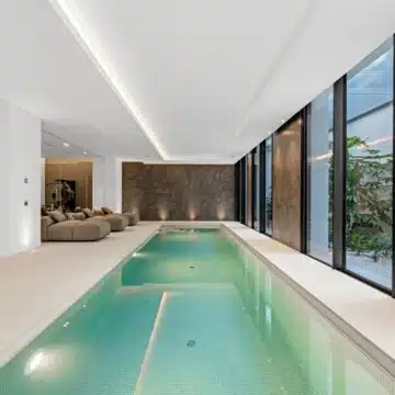 Marvellous 6-bedroom villa in the privileged gated community of Cascada de Camoján, Marbella Golden Mile Picture 5