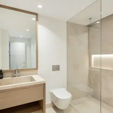 Brand new villa with modern design and classic Andalusian charm in Rocío de Nagüeles, Marbella Picture 22