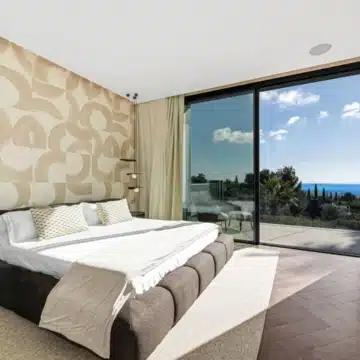 Marvellous 6-bedroom villa in the privileged gated community of Cascada de Camoján, Marbella Golden Mile Picture 15