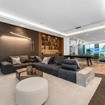 Marvellous 6-bedroom villa in the privileged gated community of Cascada de Camoján, Marbella Golden Mile Picture 10