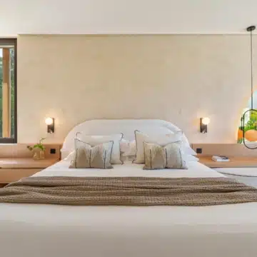 Magnificent 5-bedroom villa in the prestigious Lomas de Marbella Club, Marbella Golden Mile Picture 9