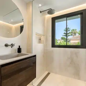 Renovated Andalusian-style villa in Rocío de Nagüeles, Marbella Golden Mile Picture 41