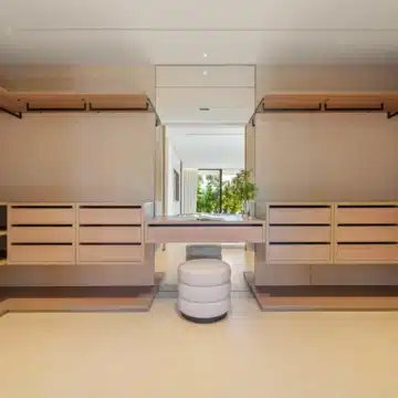 Magnificent 5-bedroom villa in the prestigious Lomas de Marbella Club, Marbella Golden Mile Picture 24