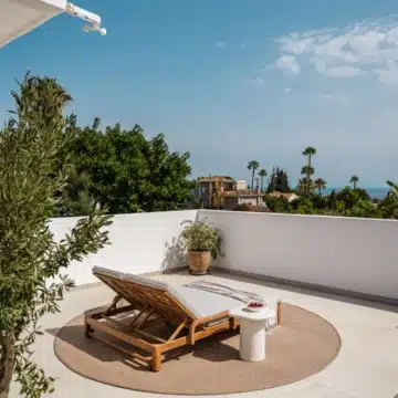 Refurbished 4-bedroom luxury villa with sea views in Rocio de Nagüeles, Marbella Golden Mile Picture 25