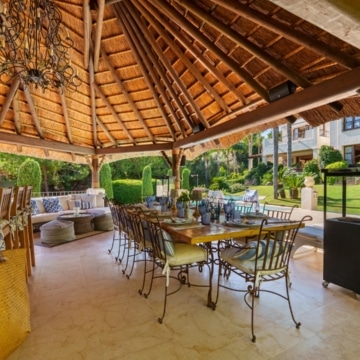 Andalusian-style villa with panoramic sea views in Las Lomas del Marbella Club, Marbella Picture 31