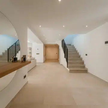 Refurbished 4-bedroom luxury villa with sea views in Rocio de Nagüeles, Marbella Golden Mile Picture 37