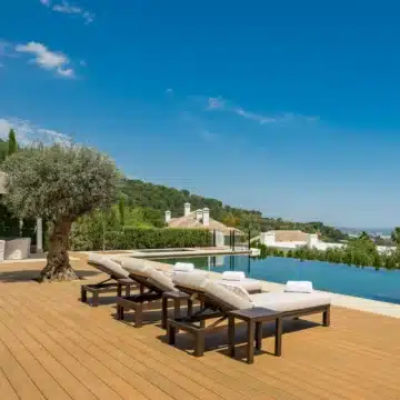 Exceptional villa nestled in one of Marbella’s most prestigious location of Cascada de Camoján Picture 38